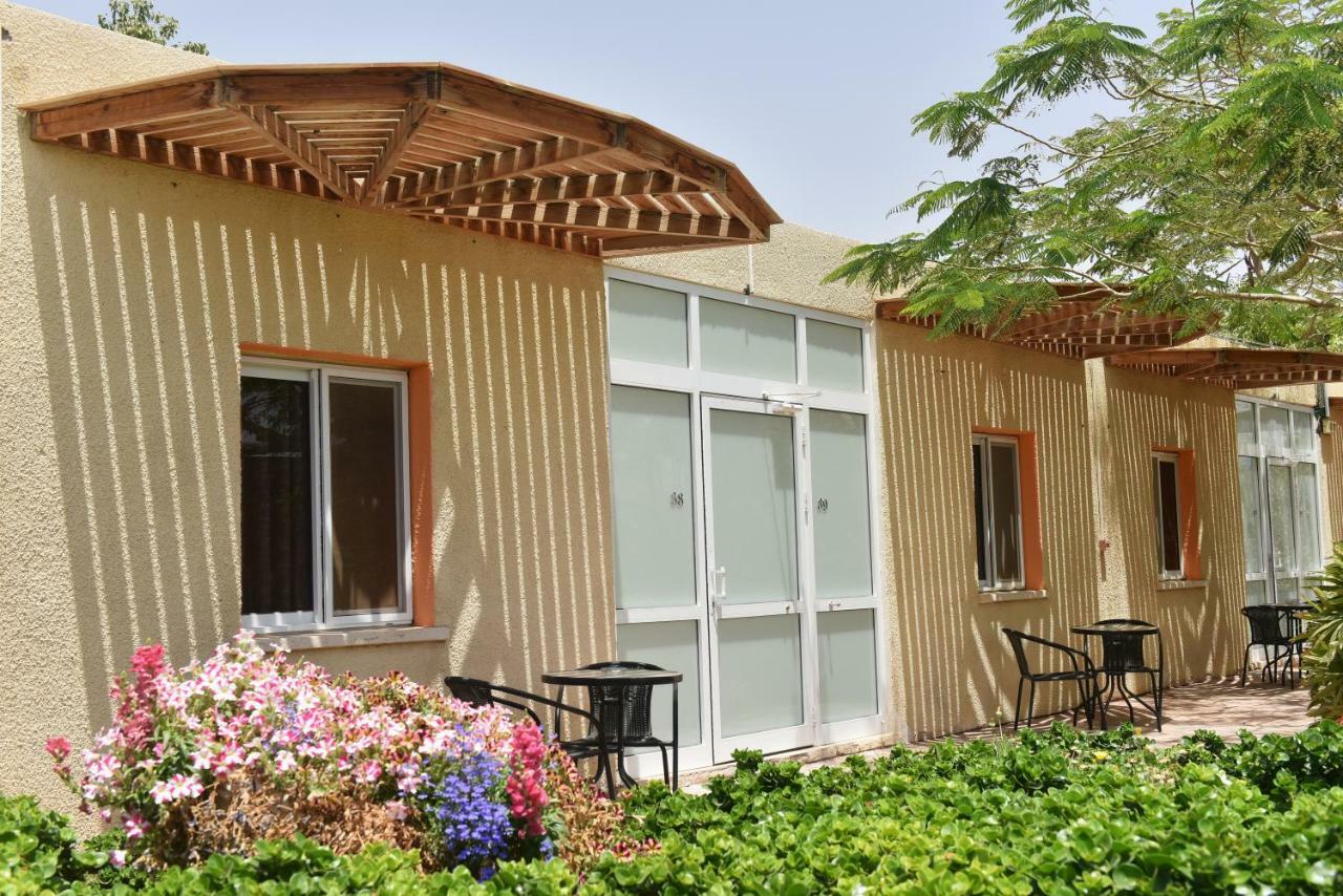 Eilot Kibbutz Country Lodging Eilat Exterior foto